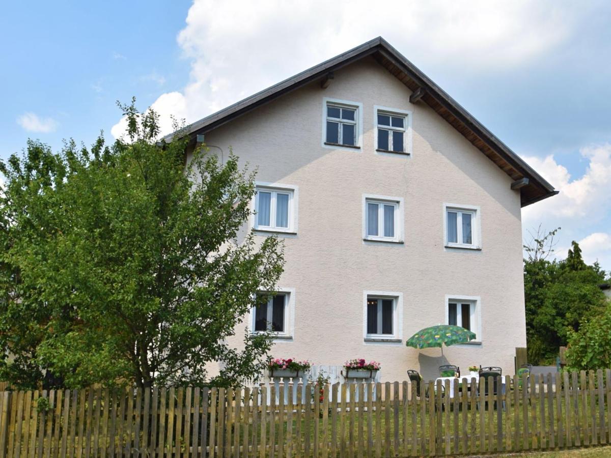 Holiday Home With Garden Near The Forest Arnschwang Экстерьер фото